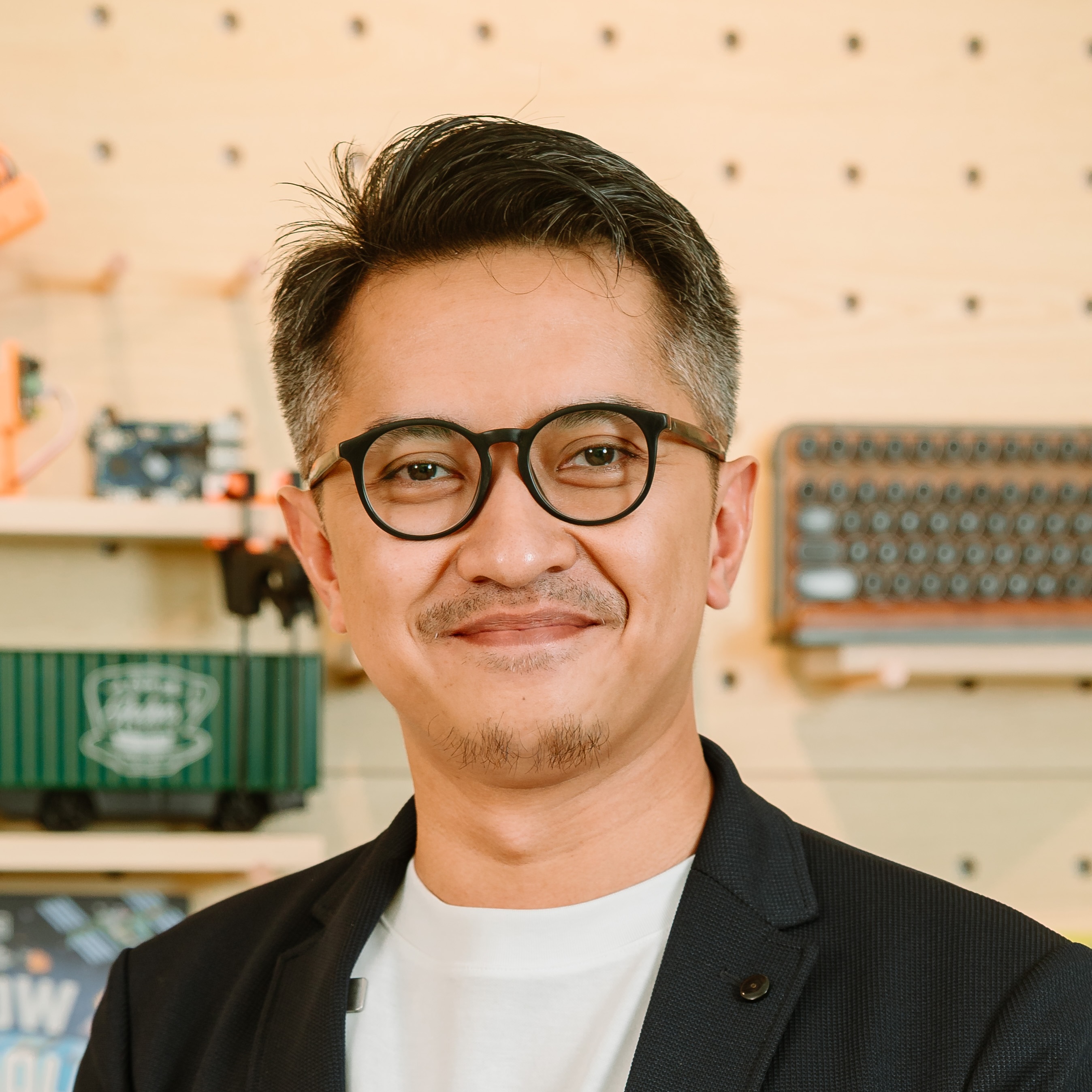 Fauzi Rachman - Strategic Technology Leader